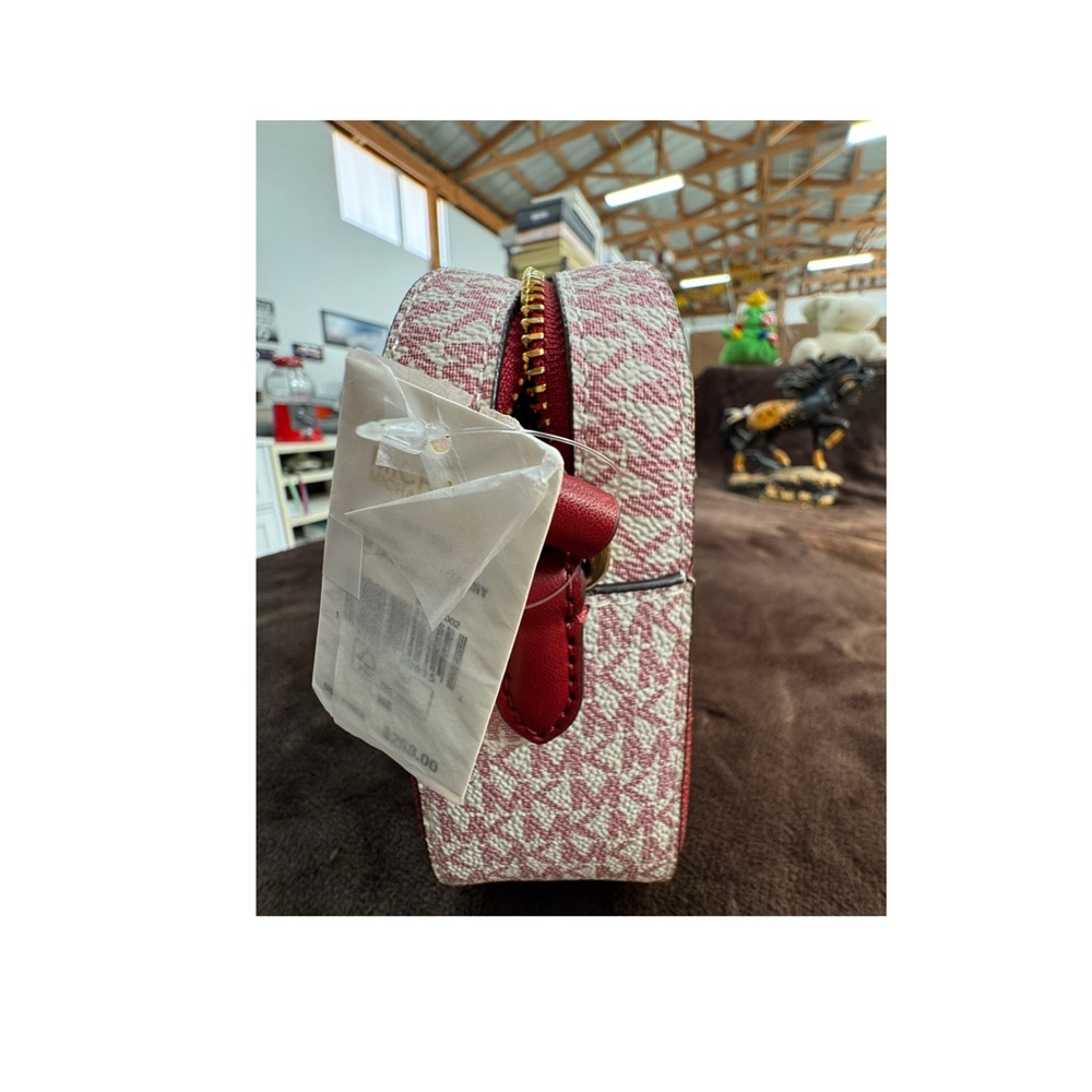 Michael Kors Burgundy Shoulder Bag NWT - Picture 4 of 8